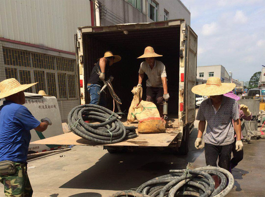 苍溪一部件厂房地基出现下沉注浆加固